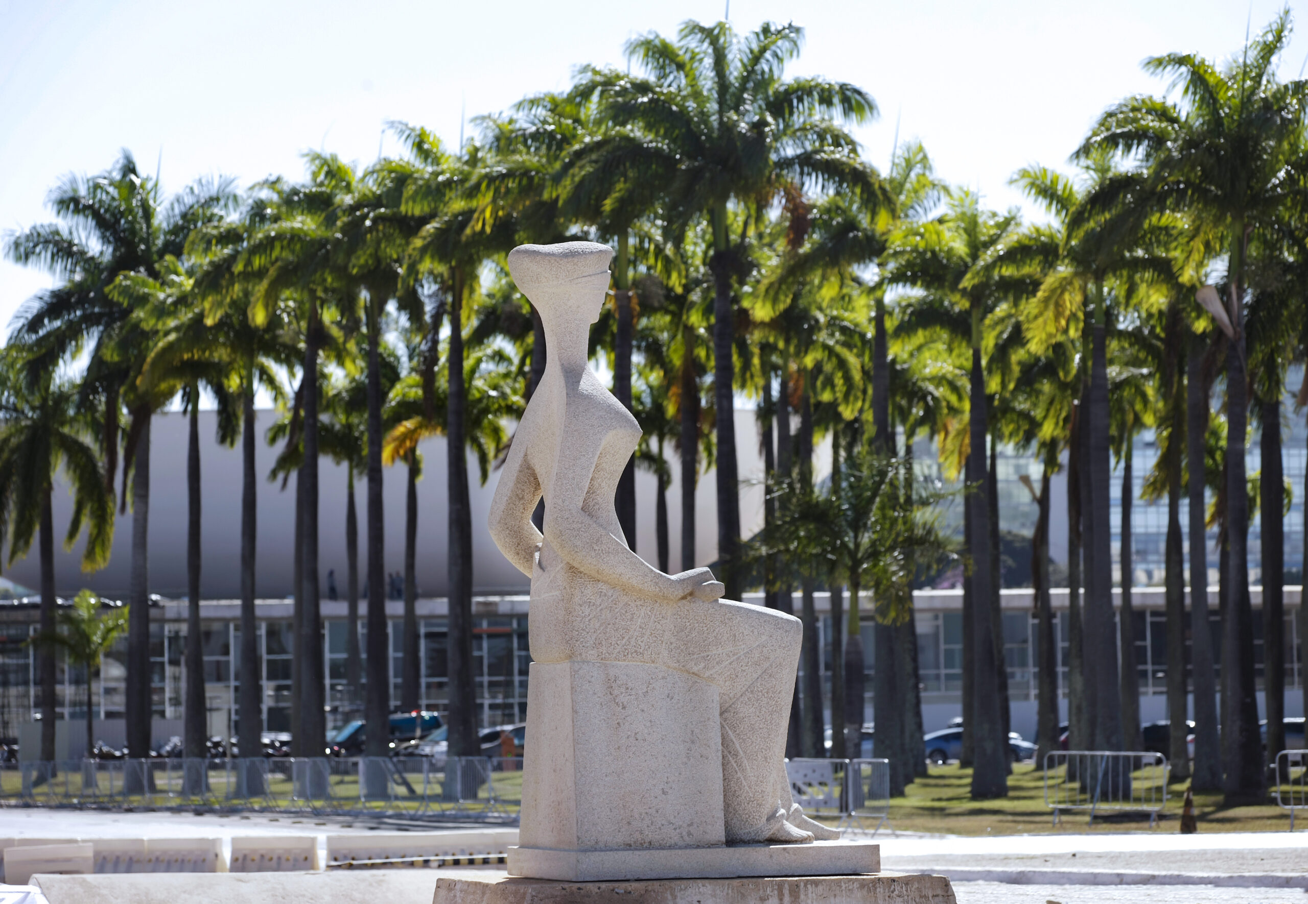 1ª Turma tem unanimidade para rejeitar recursos de ex-presidente Bolsonaro e demais condenados na AP 2668