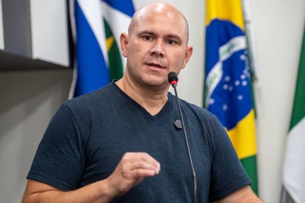 Abilio propõe fusão, criação de nova Pasta e extinção de cargos