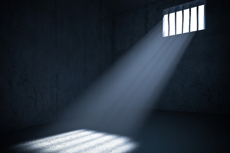 Avô é condenado a 108 anos de reclusão por abusar de netas e sobrinhas