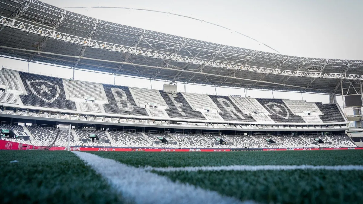  Botafogo se posiciona sobre arbitragem antes de clássico contra o Flamengo