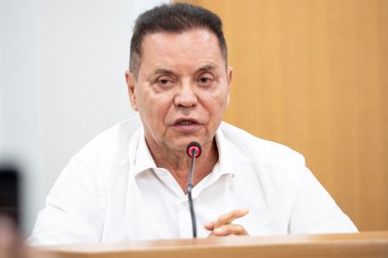  Botelho pede redução de margem para Governo mudar orçamento