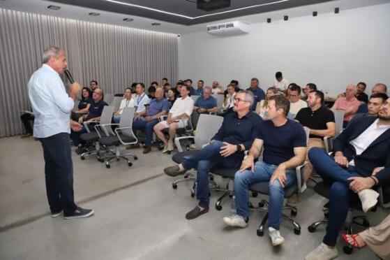  Comitiva chinesa visita Sorriso em busca de oportunidades de investimento