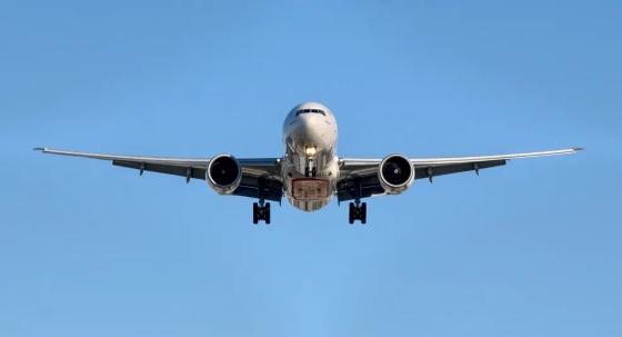 Companhia aérea passa a cobrar passageiros da classe econômica que queiram reclinar poltrona