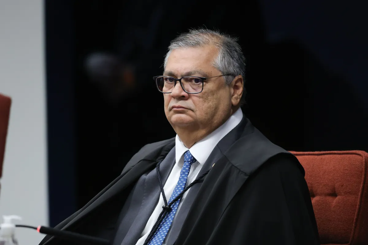 Dino suspende emendas de 9 cidades por indícios de crime e envia casos à PF