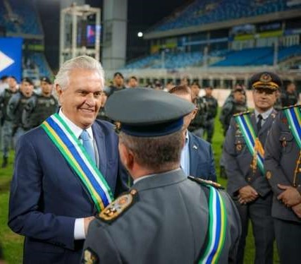 Em Cuiabá, Caiado diz que só não disputa a presidência se Bolsonaro for candidato