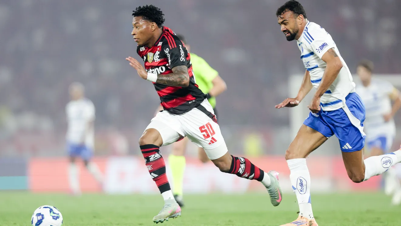 Empate entre Flamengo e Cruzeiro aumenta chances de título do Palmeiras