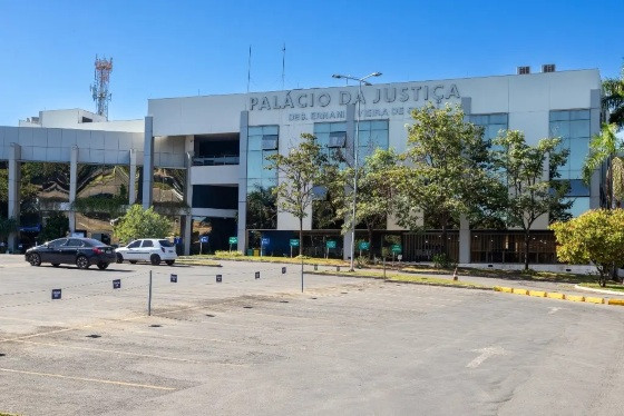 Empresários, advogados e servidor viram réus por esquema no TJ