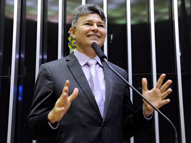  FIEL, LEAL E PREPARADO: Flávio Bolsonaro confirma José Medeiros como nome consolidado ao Senado em MT