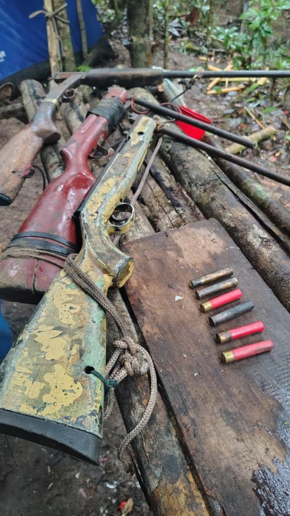  Força Tática impede invasão de terra para garimpo ilegal e apreende armas de fogo em Juruena