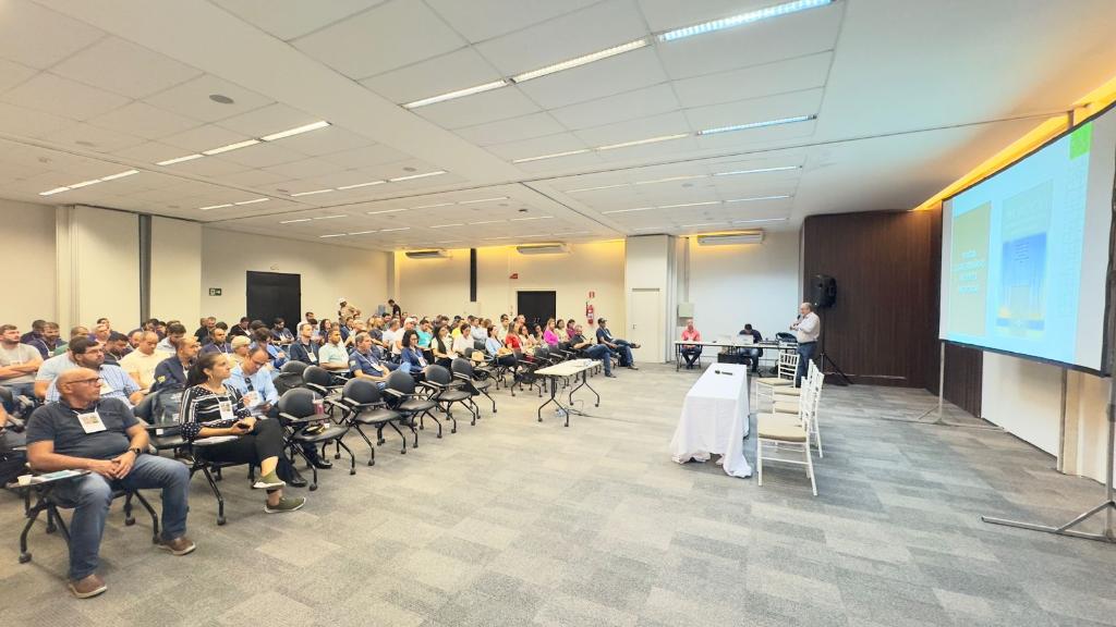 Indea capacita agrônomos para prevenir entrada de pragas ausentes em MT