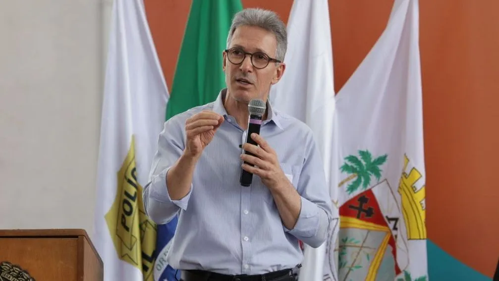  Kassab articula Zema para vice de Flávio Bolsonaro em chapa presidencial