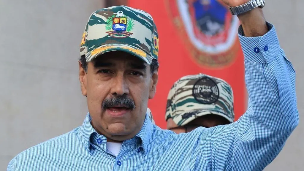 Maduro reage à mobilização militar dos EUA: "Ninguém toca nesta terra"
