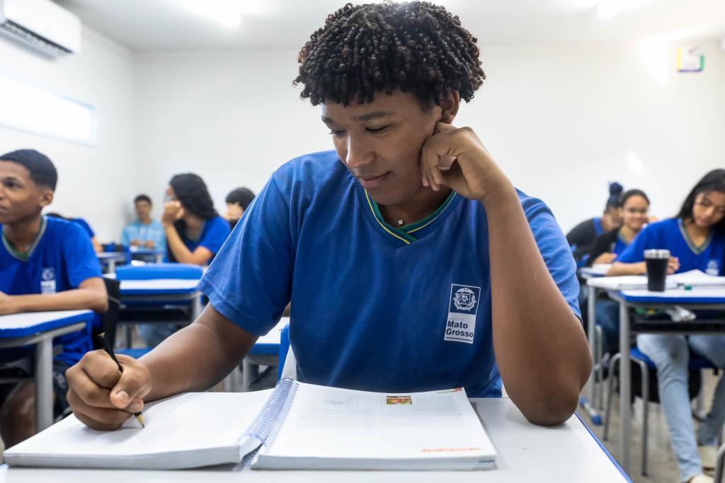 Matrículas presenciais para o ano letivo de 2026 continuam abertas na rede estadual de ensino