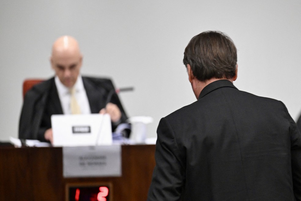  Moraes diz que não recuará “um milímetro” em julgamento de Bolsonaro