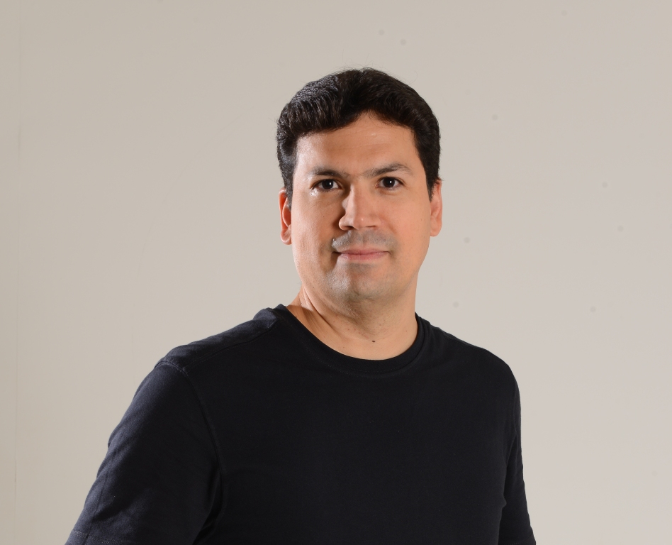 O PILOTO E O EMPRESÁRIO