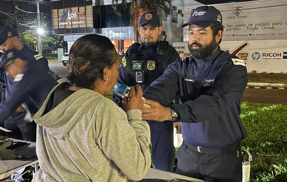  Operação prende mais de 50 pessoas por embriaguez ao volante no fim de semana em MT