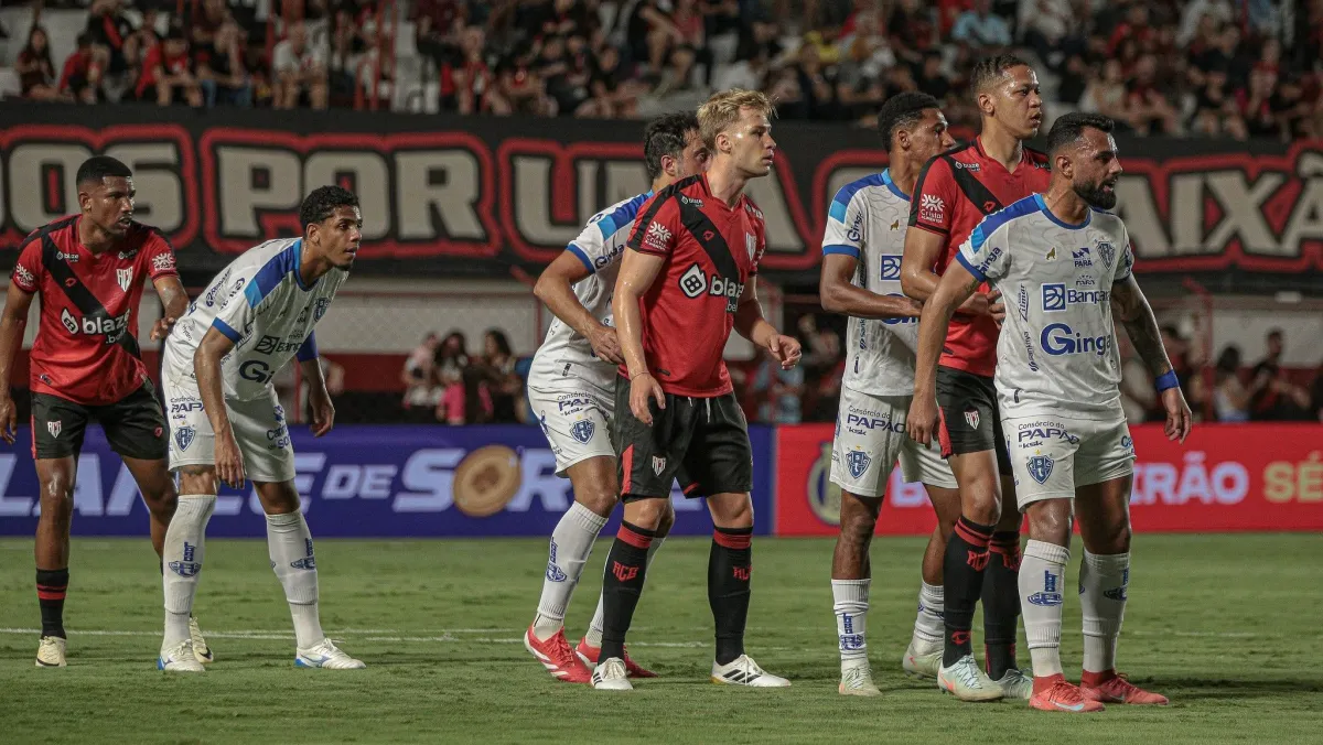 Paysandu sofre virada do Atlético-GO e é rebaixado para a Série C