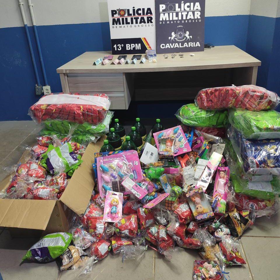  Polícia Militar conduz cinco faccionados e apreende brinquedos que seriam distribuídos por facção
