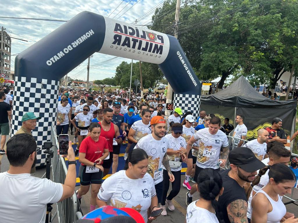 Polícia Militar reúne 2.190 participantes na 25ª Corrida Homens do Mato