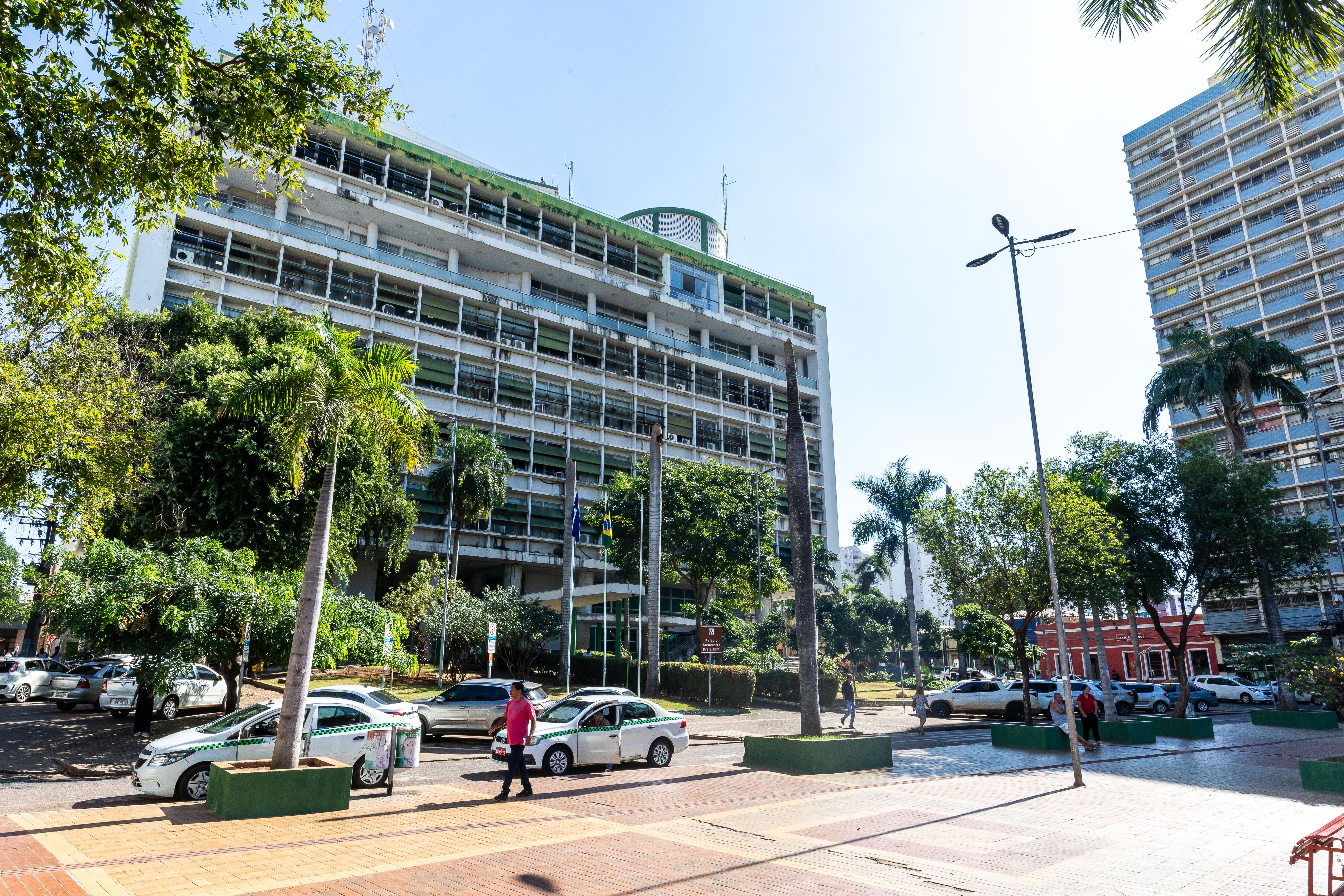 Prefeitura de Cuiabá promove Feira do Idoso Empreendedor na Praça Alencastro