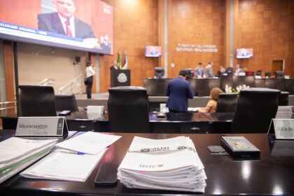  Projeto da Lei Orçamentária de 2026 é lido na ALMT e prevê arrecadação de R$ 40,79 bilhões