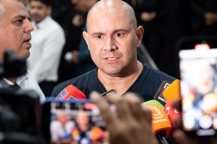 Provocado, Abilio diz que viagem à China não foi “à toa”; vídeo