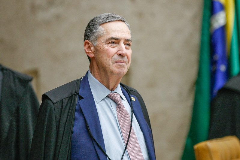  Publicado decreto de aposentadoria do ministro Luís Roberto Barroso