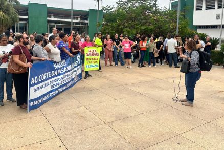  Servidores criticam Abilio por falta de diálogo e ameaçam greve