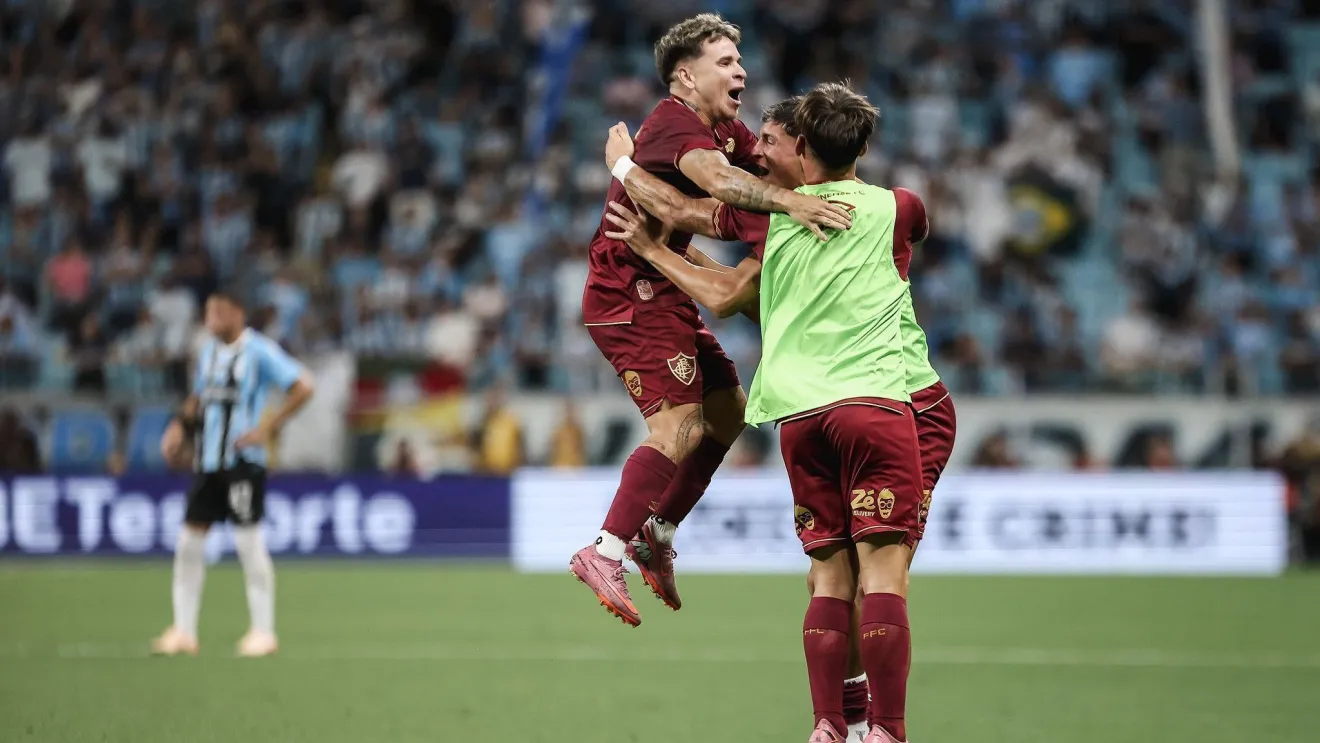 Soteldo desencanta, Fluminense vence Grêmio e entra no G5 do Brasileirão
