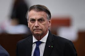 STF tem maioria para condenar Bolsonaro e demais 7 réus por plano de golpe