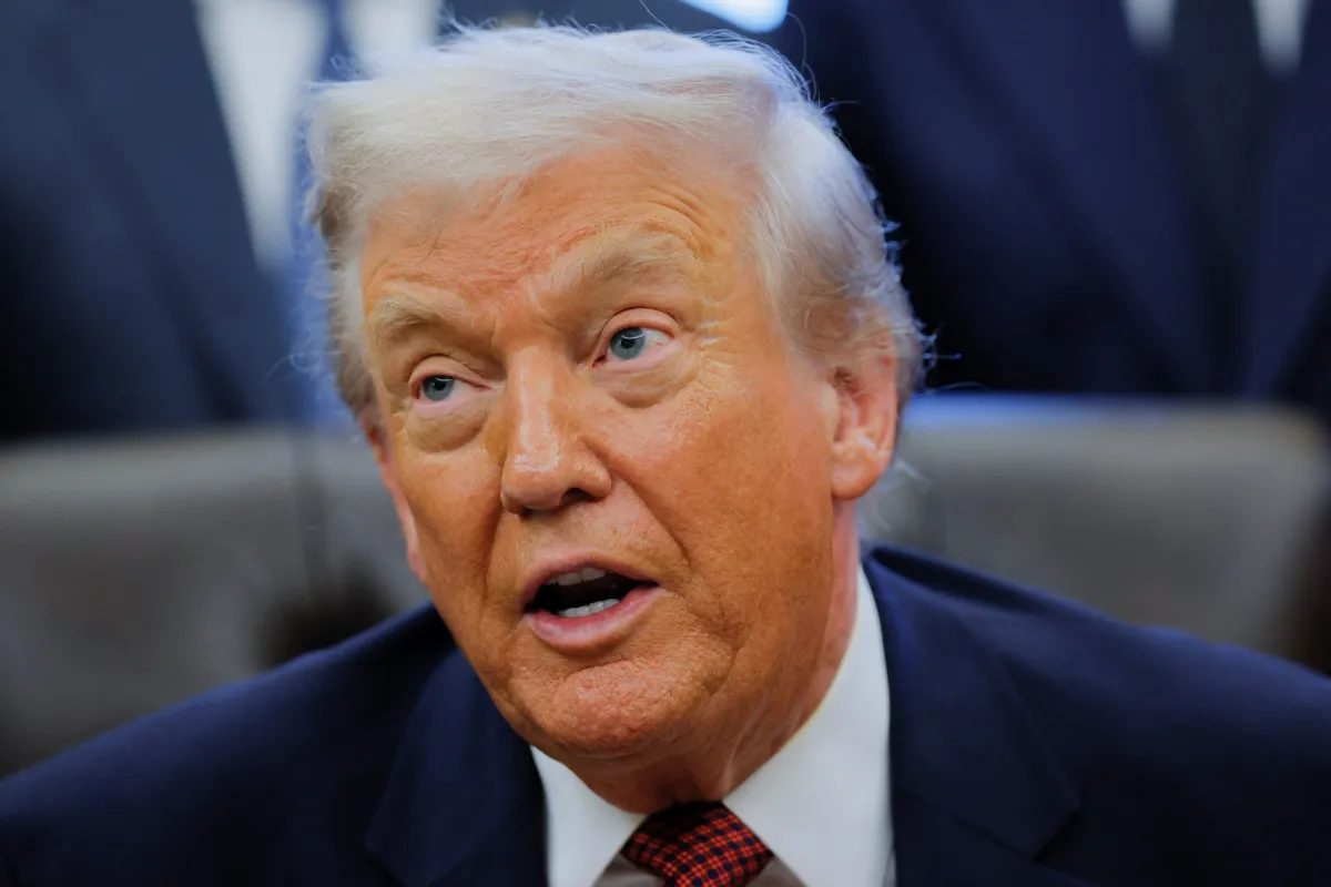  Trump volta a sugerir ataque por terra na Venezuela pelo 2º dia consecutivo