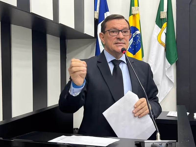  Vereador apresenta proposta que dificulta cassação, após retorno de Sargento Joelson e Chico 2000
