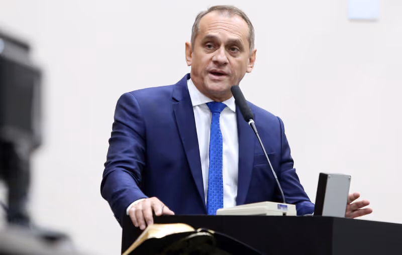 Wilson Santos critica excesso de policiais em gabinetes dos Poderes e cobra reforço nas ruas